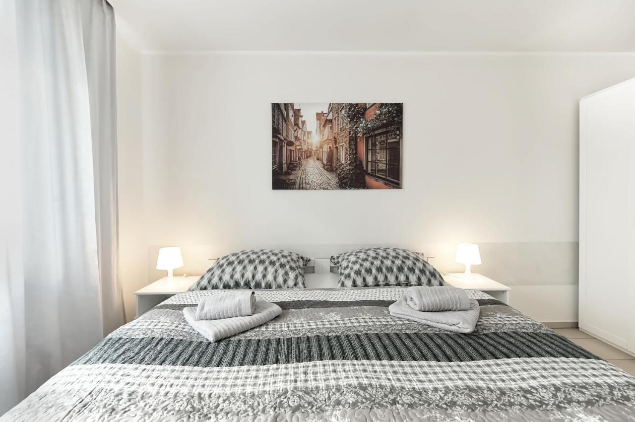 Modern Wohnen I Smart Tv I Terrasse I 2X Parkplatz I 2 Schlafzimmer I 6 Schlafplaetze Bad Oeynhausen Exterior foto