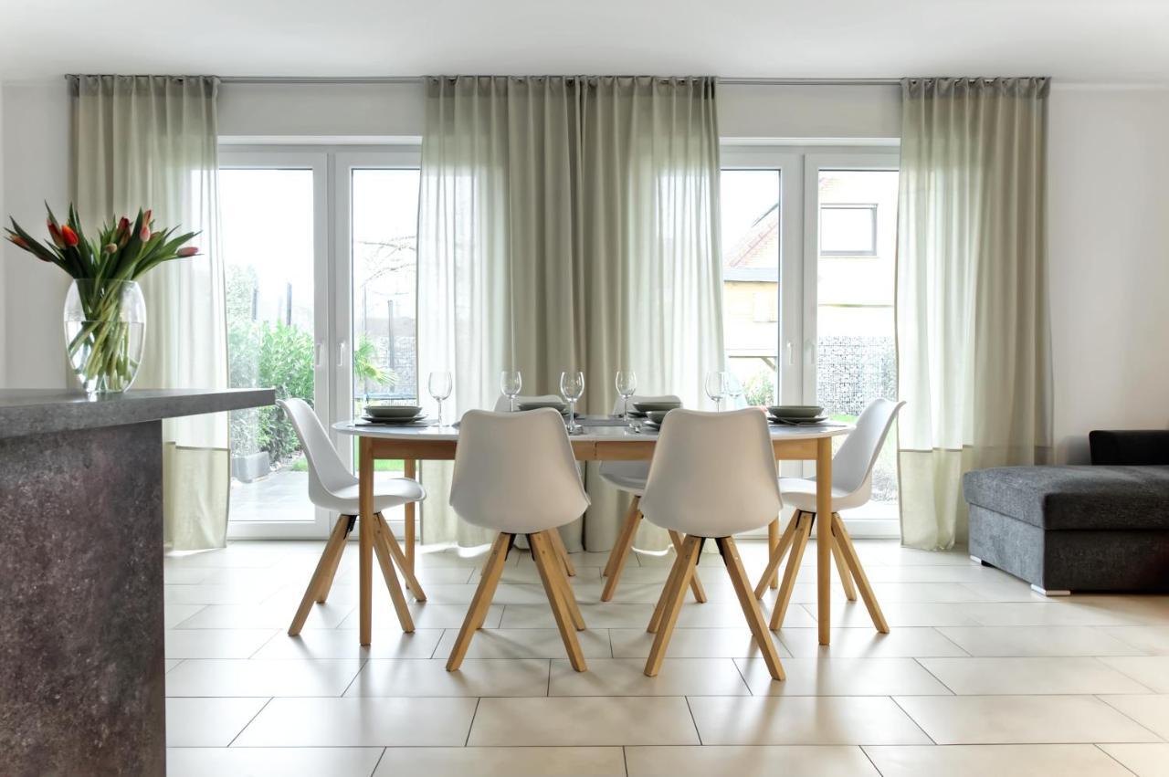 Modern Wohnen I Smart Tv I Terrasse I 2X Parkplatz I 2 Schlafzimmer I 6 Schlafplaetze Bad Oeynhausen Exterior foto